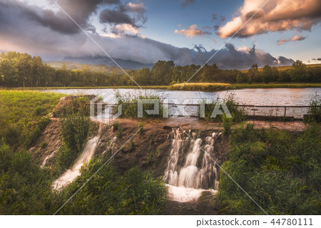 Pond at Sunset Pond at Sunset 44780111