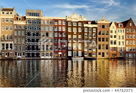 Famous dancing houses in Amsterdam on sunset Famous dancing houses in Amsterdam on sunset 44782073