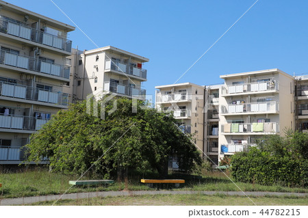 Apartment complex 44782215