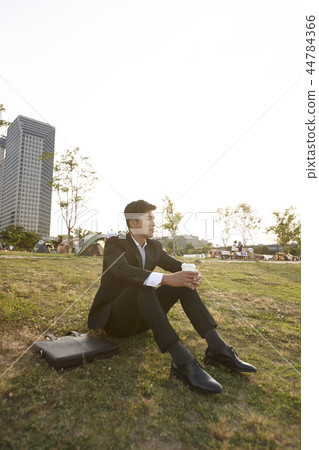 漢江上班族 漢江上班族 44784366