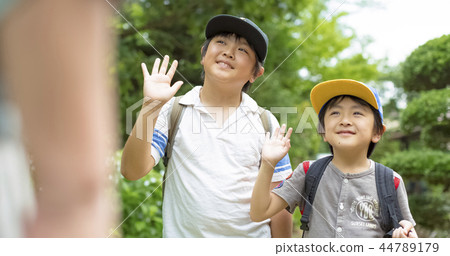 Boy in summer vacation Boy in summer vacation 44789179