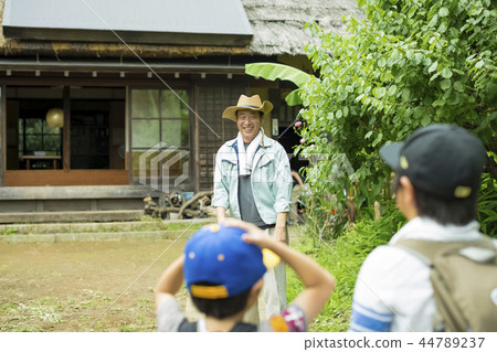 Grandpa and grandson 44789237