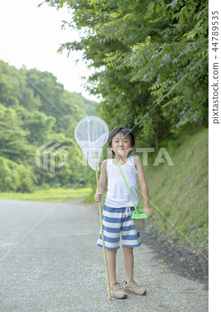 Boy in summer vacation 44789535
