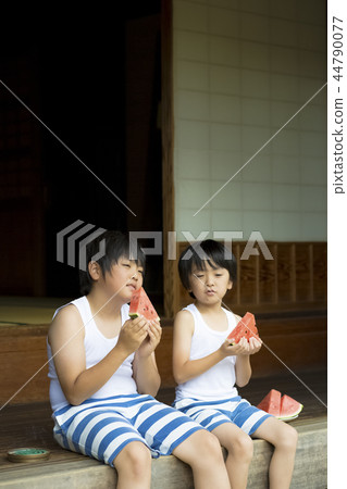 Boy in summer vacation 44790077
