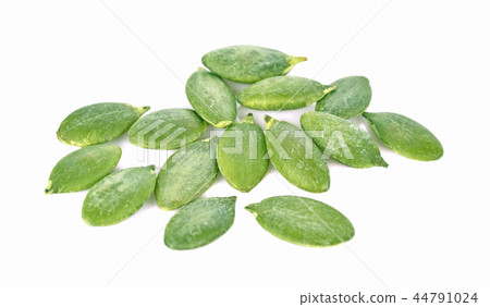 Pumpkin seeds isolated on white background 44791024