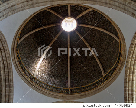 Church of Santa Maria - Villafranca del Bierzo 44799924