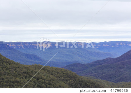 Blue Mountains 44799986