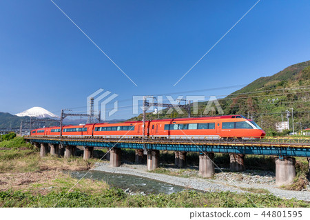 Sunny, Mount Fuji and Romance Car 44801595