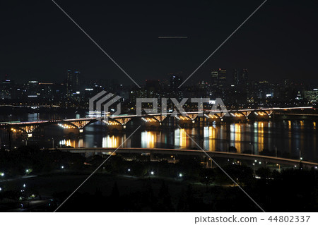 Night view of the city, bridge lit 44802337