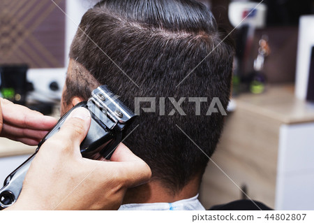 men's hair Styling and grooming w 44802807