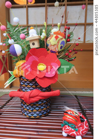 Ikebana New Year Decoration Ikebana New Year Decoration 44805385