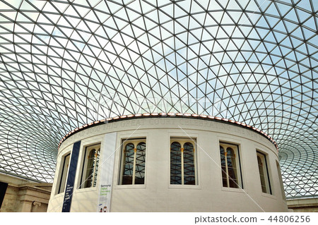 Ceiling of the British Museum Ceiling of the British Museum 44806256