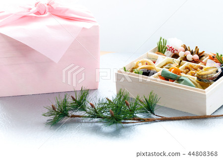 Event New Year dishes for single use 44808368