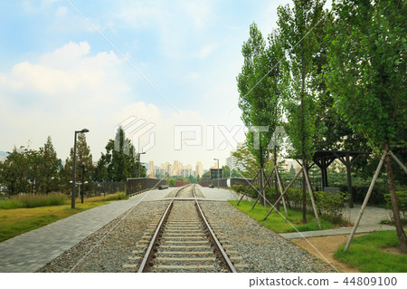 首爾Gyeongchun線森林公園 44809100