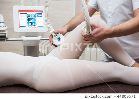 Procedure laser lipolysis Procedure laser lipolysis 44809571