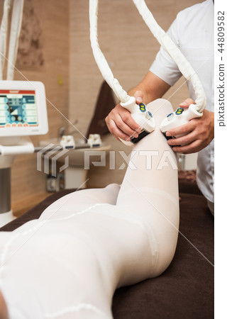 Procedure laser lipolysis Procedure laser lipolysis 44809582