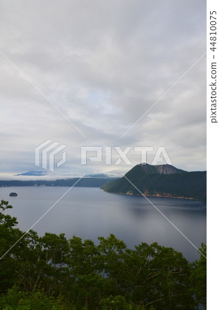 Lake Mashuu (Teshikaga Town, Kawakami-gun, Hokkaido) Lake Mashuu (Teshikaga Town, Kawakami-gun, Hokkaido) 44810075