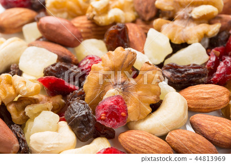 Dried fruits and nuts 44813969