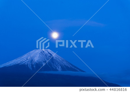 Mt. Fuji, moonlight, Asagiri plateau October 44816816