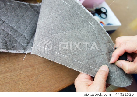 女人縫製 女人縫製 44821520