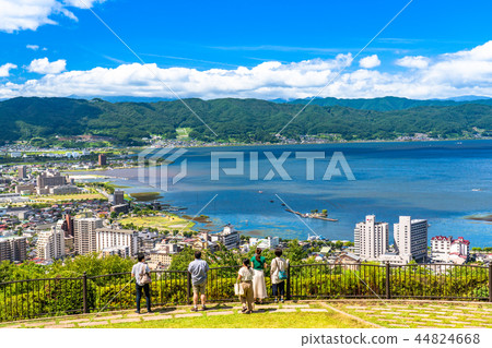 << Nagano Prefecture >> From Lake Suwa, Tateishi Park 44824668