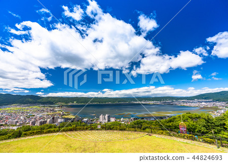 << Nagano Prefecture >> From Lake Suwa, Tateishi Park 44824693