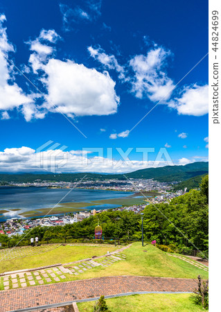 << Nagano Prefecture >> From Lake Suwa, Tateishi Park 44824699