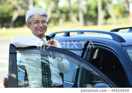 Car business trip romance gray businessman smile 44828849