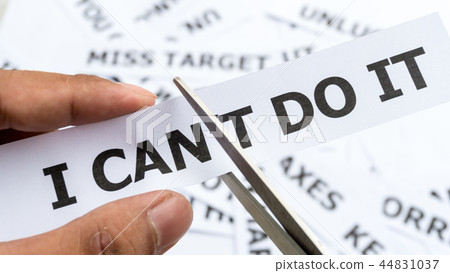 I can do it text or word meaning on paper in hand 44831037