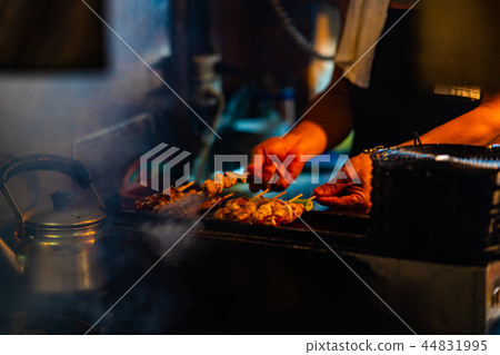 Memory alley of Shinjuku 44831995