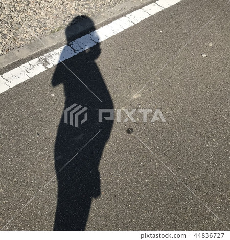 Shadow of pregnant woman Silhouette maternity Shadow of pregnant woman Silhouette maternity 44836727