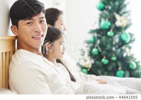 Family, Christmas, Korean 44841505