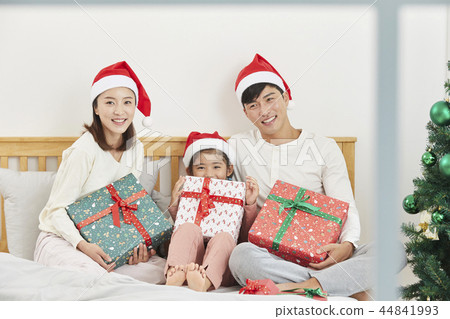 Family, Christmas, Korean 44841993