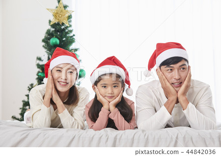 Family, Christmas, Korean 44842036