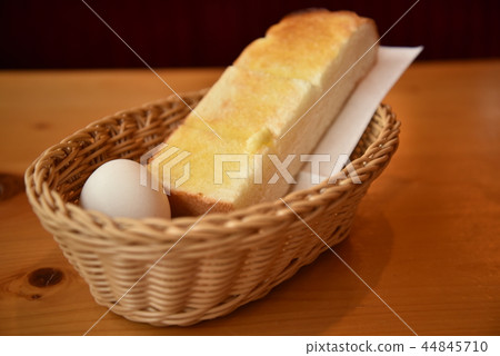 Morning set 44845710