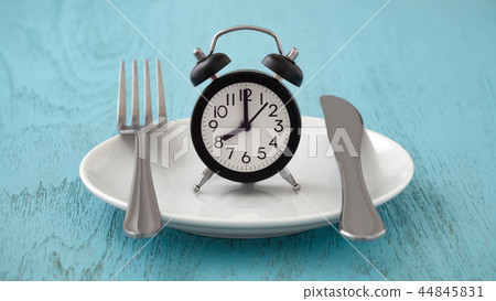 Intermittent fasting and meal planning concept 44845831