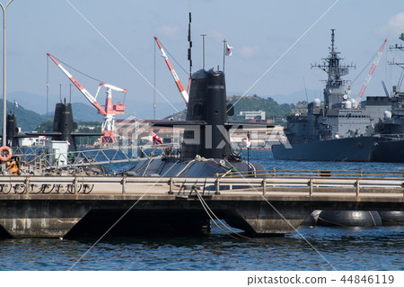 Submarines and escort vessels anchored in Kashiwa Port 44846119