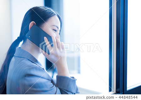 Woman Woman 44848544