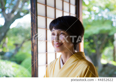 Kimono women 44852622