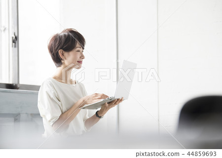 Career woman personal computer Career woman personal computer 44859693