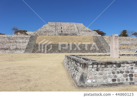 Sochikarco ruins of blue sky Quetzalcoatl Temple World heritage Mexico Sochikarco ruins of blue sky Quetzalcoatl Temple World heritage Mexico 44860123