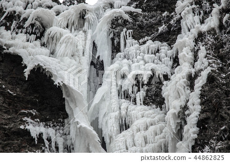 古賀2018年的瀑布 44862825