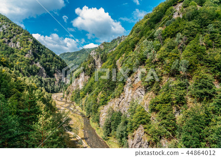 Carpathian Mountains View On Transfagarasan Road Carpathian Mountains View On Transfagarasan Road 44864012