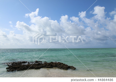 Sea of Taketomijima Sea of Taketomijima 44864486