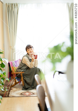 Woman room lifestyle Woman room lifestyle 44865710