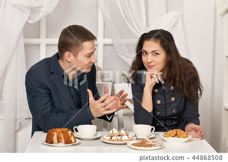 romantic couple portrait, love concept romantic couple portrait, love concept 44868508
