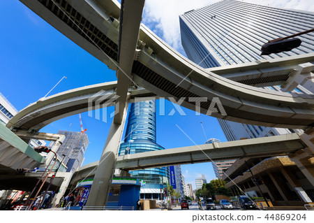 摩天大樓和大都會高速公路 摩天大樓和大都會高速公路 44869204