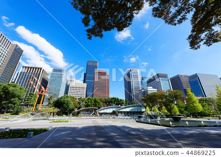 Wadakura噴泉公園和丸之內大廈街，藍天蔓延 44869225