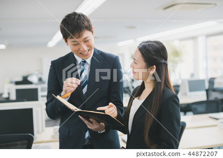 businessperson, employee, office worker 44872207
