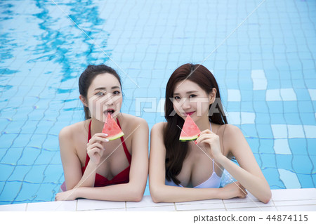 Summer Vacation of beautiful women,having fun in the water 190 Summer Vacation of beautiful women,having fun in the water 190 44874115